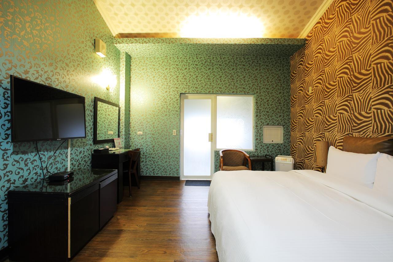 Cyuan Tang Hot Spring Hotel Jiaoxi Exteriör bild